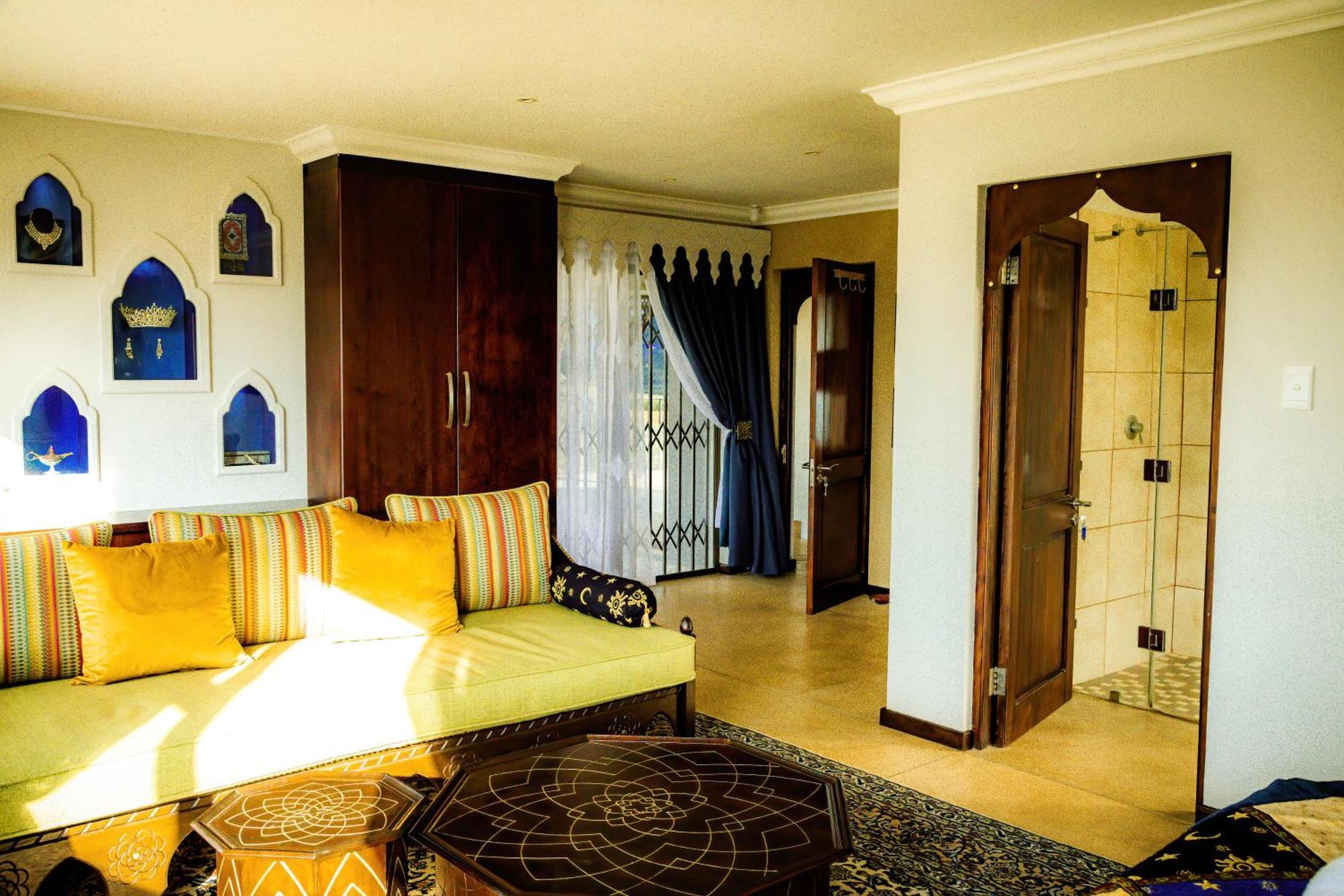 Castle In Clarens Apartment Exterior photo